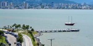 Trapiche Municipal de Florianópolis, também conhecido como Trapiche Beira Mar.